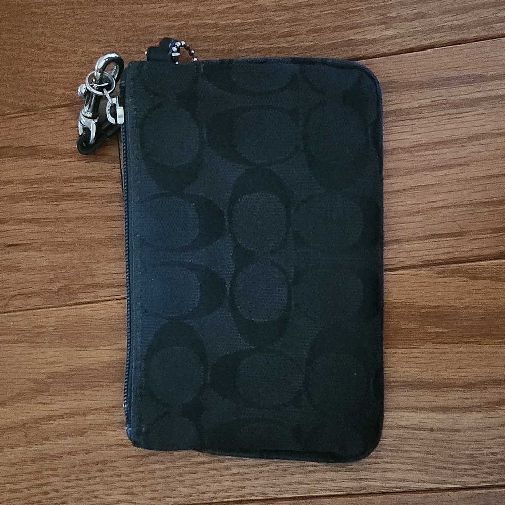 Coach Small Wristlet - Picture 3 of 6